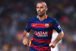 Mascherano en un partido con Barcelona