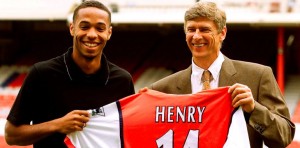Aniversario 16 del fichaje de Henry con el Arsenal de Arsené Wenger