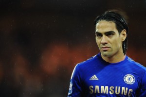 Falcao cree que le tomará tiempo adaptarse al Chelsea de Mourinho