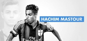 El Málaga ha confirmado el fichaje de la promesa del fútbol, Hachim Mastour, cedido por el Milan durante las próximas 2 temporadas.