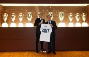Pepe renueva con el Real Madrid hasta 2017
