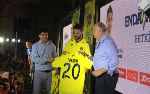 Adrián López jugará en Villarreal