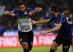 Golazo de Fredy Guarín en triunfo del Inter sobre el Milan