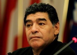 Maradona extraña a Rafa Benítez