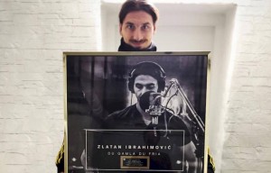 Ibrahimovic ganó un disco de oro por su interpretación del himno sueco