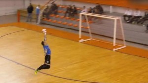 Mirá la tremenda atajada del arquero de Pinocho ante River, en futsal: