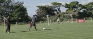 La reacción de un grupo de niños con GOLAZO de Gareth Bale