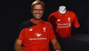 Periodista: "Mou se hace llamar The Special One. Vos cómo te describirías?" Klopp: "Llámame The Normal One" ¡CRACK!