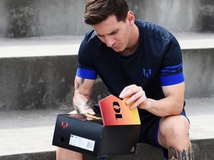 Adidas presentó los espectaculares guayos edición limitada de Lionel Messi: 10/10.