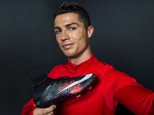Los nuevos guayos Nike Mercurial CR7 Savage Beauty
