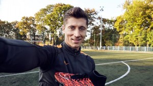 Los nuevos botines nike hypervenom II del delantero polaco Robert Lewandowski.