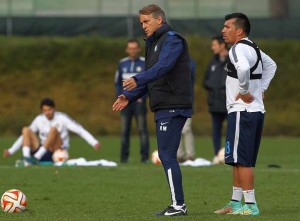 Mancini: "Quisiera a 24 Medel y un Messi"