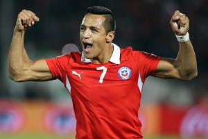 Alexis aseguró que su madre es su gran ídolo y que no sabe nada del interés del Real Madrid por sus servicios, aunque enfatizó que está feliz en el Arsenal