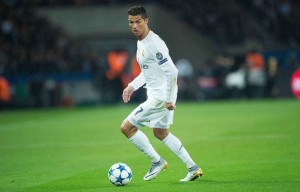 PSG quiere a como de lugar a Cristiano y por eso le ofrece una escandaloso salario para ficharlo