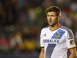 Steven Gerrard, cada vez más cerca de su retiro