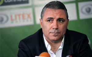Stoichkov elogió el tridente del Barca conformado por Messi, Neymar y Suárez
