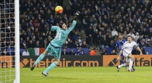 Con golazos de Jamie Vardy y Riyad Mahrez el Leicester derrotó 2-1 al Chelsea en el cierre de la jornada 16 de la Premier League