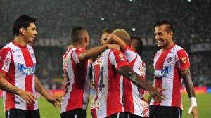 Junior lleva la delantera de la final al vencer 2-1 en la ida