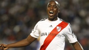 Eder Álvarez Balanta en River Plate