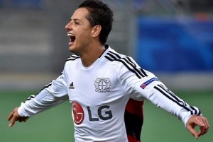 Liga, Champions y hoy en Copa. Chicharito no se cansa de hacer goles. Sonríe el mexicano!