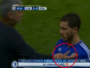 EDEN HAZARD LE NEGÓ EL SALUDO A JOSÉ MOURINHO TRAS SALIR DE CAMBIO