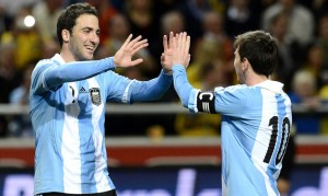 Higuaín y Messi