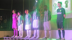 Uniformes Nacional 2016