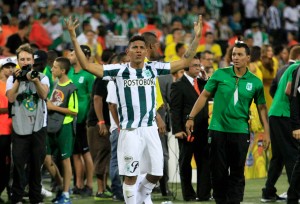 Mejía celebrando con Nacional