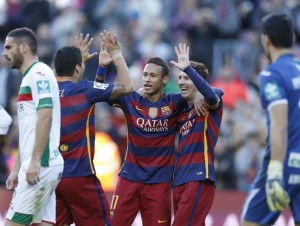 celebración de gol y Hat-trick de Messi ante el Granada