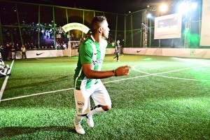 Macnelly Torres en lanzamiento