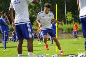 Falcao entrenando con el Chelsea