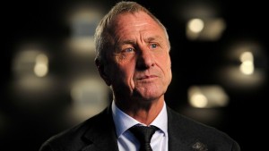 Cruyff critica el mercado de fichajes de invierno
