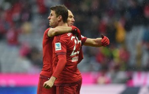 Final en el Allianz, una genialidad de Muller desatascó el partido para el Bayern.