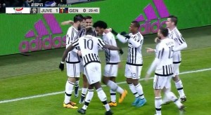 ¡Gol de Juventus! A los 29' del PT, Juan Cuadrado anota el 1-0 sobre Genoa en la