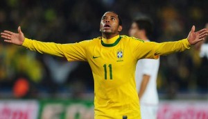 Robinho deja China y jugará en el Atlético Mineiro