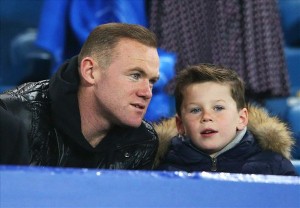 Kai Rooney es hincha del aston villa