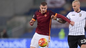 Edin Dzeko en la Roma