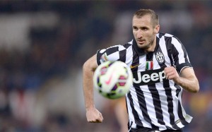 Chiellini: "A CR7 se le puede marcar, con Messi solo puedes hacer la señal de la cruz"