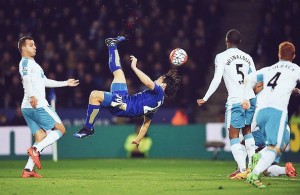 Okazaki y el gol de la fecha 30 en la Premier League. Leicester 1-0 Newcastle