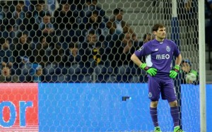 Presidente del Porto critica el fichaje de Casillas