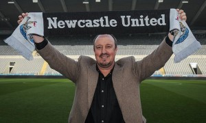 Rafael Benítez es el nuevo director técnico del @NUFC, el español buscará salvar del descenso a las urracas