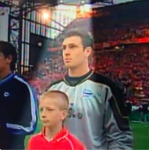 Marco Reus se puso la camiseta del Liverpool hace 15 años
