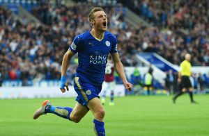 Jamie Vardy celebrando con el Leicester City