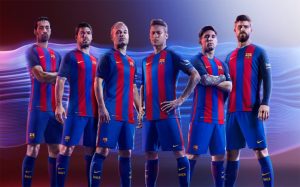 Las imágenes de las nuevas camisetas del FC Barcelona sin patrocinador ya empiezan a ser difundidas