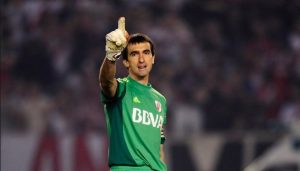Marcelo Barovero será el portero de @ClubNecaxa para la próxima temporada.
