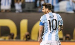 Messi es el jugador más joven en llegar a los 110 partidos jugados con la camiseta de la