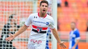 El Atlético no cederá a Vietto y Calleri será su reemplazante