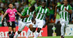 Miguel Borja, celebrando el gol con Atlético Nacional