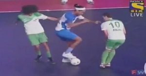 5 GOLES y lujos de Ronaldinho en la Superliga de Futsal de India