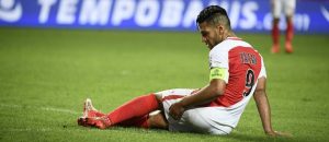 Falcao lesionado con el Mónaco